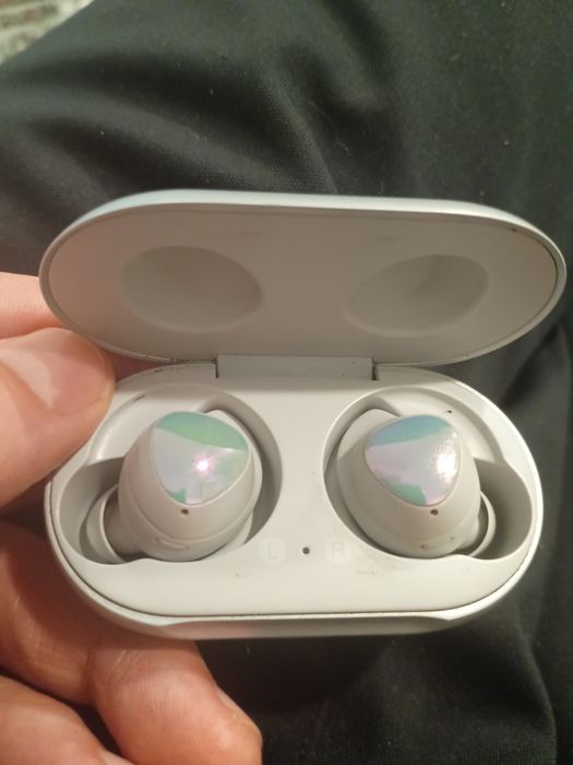 galaxy buds sm r170 - Купити електроніку - Ціни на OLX.ua