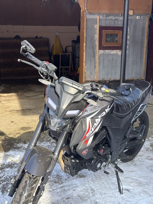 Продам Spark (спарк) р33