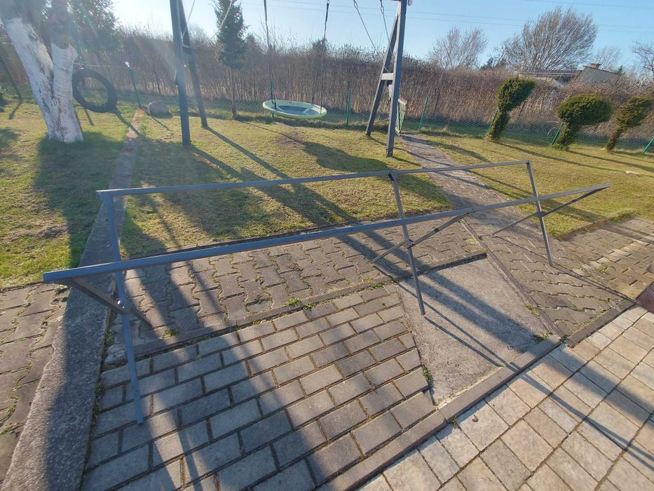 Składany stół handlowy