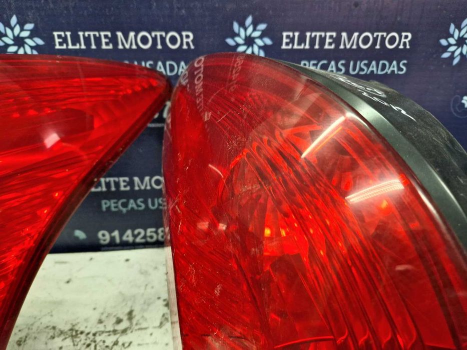Farolins usados PEUGEOT 308 SW carrinha esquerdo direito