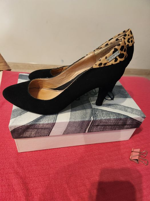 Sapatos em bom estado