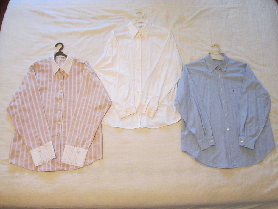 Roupa de Mulher - 15 Camisas / Blusas