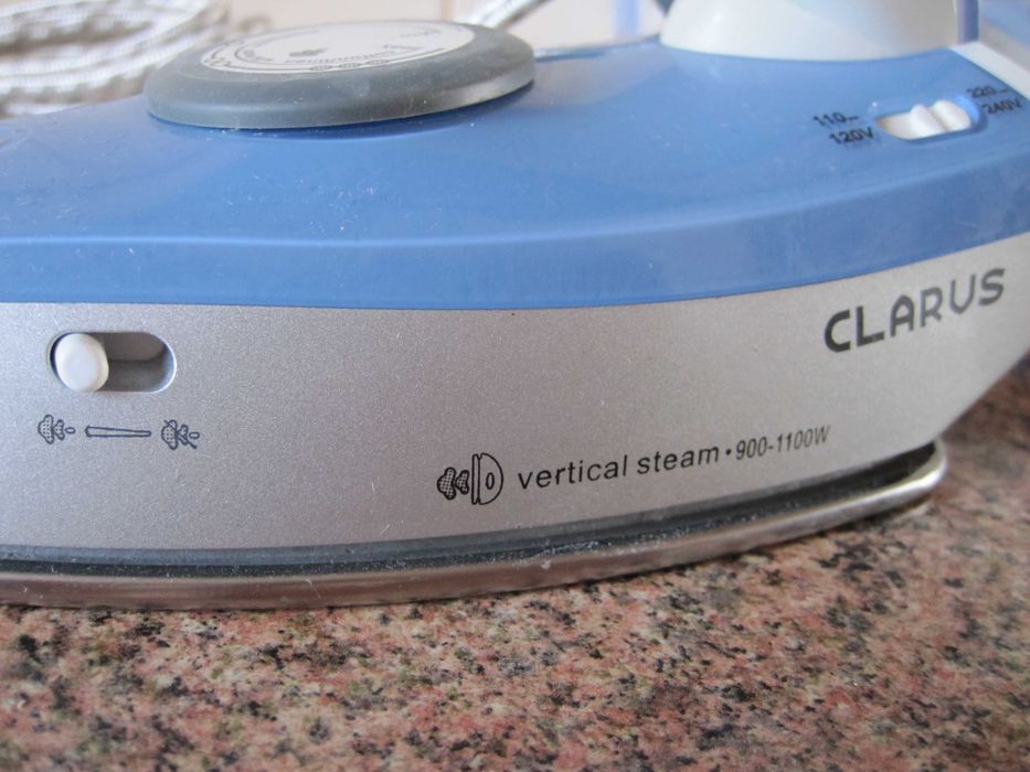 Żelazko turystyczne z parą Clarus