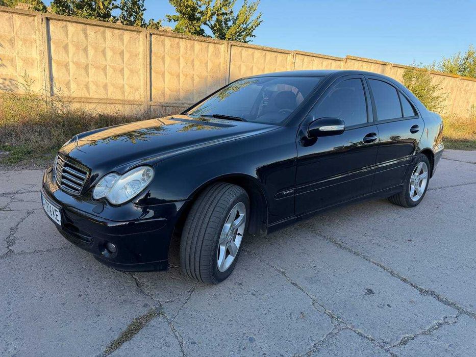 Mercedes-Benz C-Class W203
