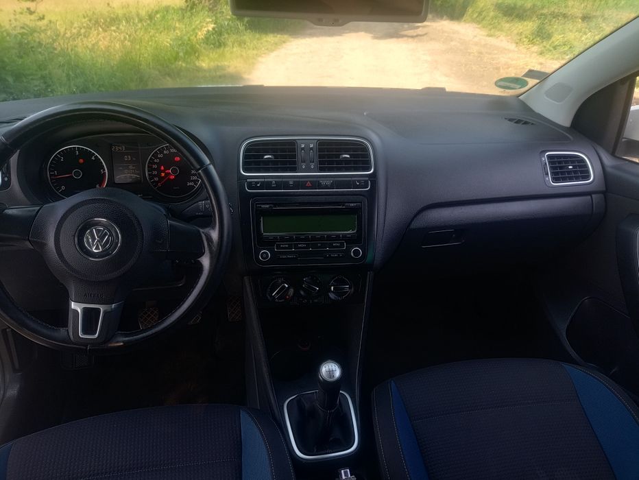 Sprzedam VW polo R,2010r,75KM,1,6tdi, bogate wyposażenie,ksenon,led