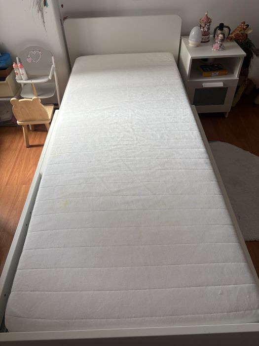 Cama de crianca IKEA + Colchão
