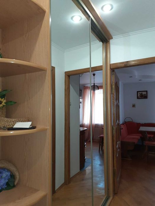 3 кімнатна квартира Дружба