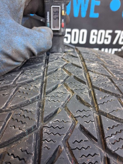 2x używane opony zimowe 235/45 R17 Lassa Gwarancja Montaż Duży wybór