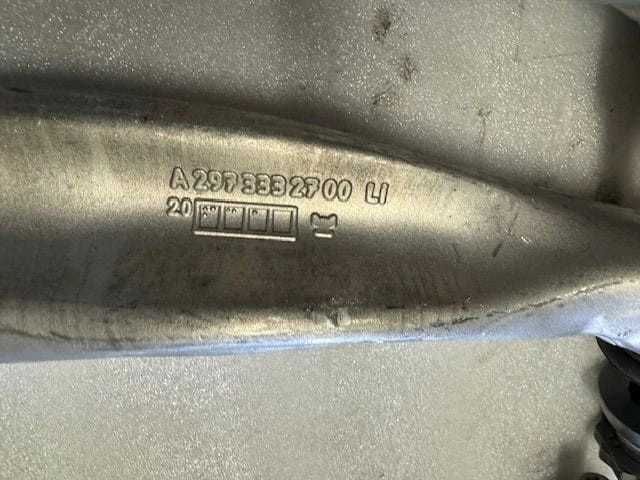 Ричаг Передній правий лівий Mercedes-Benz EQS EQE W297