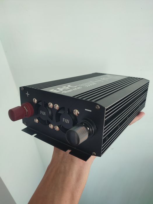 Інвертор 12-220 3000 Вт