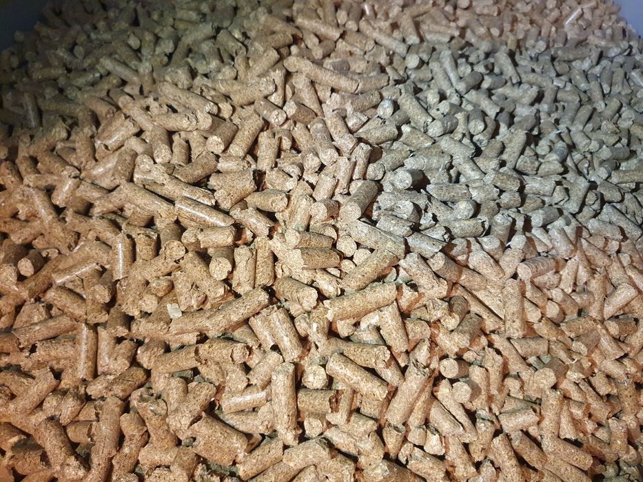 Pellet A2 8 mm. Sosna buk grab nie Olczyk Karoń Tatry Alaska  Ekososna Rekord  brykiet RUF  Pellet A1 6mm