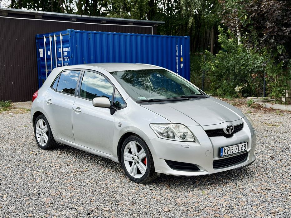 Toyota Auris 2007r 2.2 d4d 177km
