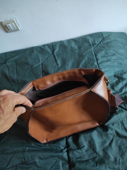 Bolsa nova para senhora