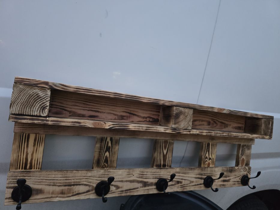 Półka wisząca wieszak