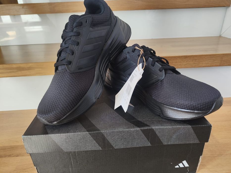 Sprzedam buty adidas do biegania tenis wygodne nowe sport czarne 39
