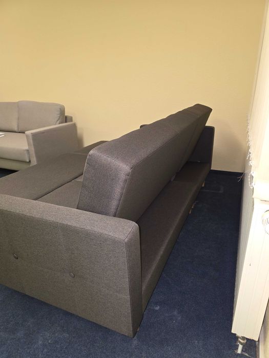 Sofa narożna sprężynowa Nordic z pufą firmy Tchibo