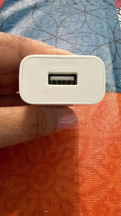 Carregador de telemóvel Huawei (original)