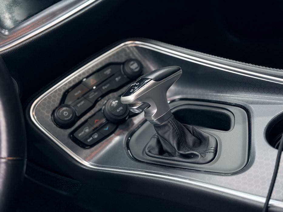 DODGE challenger 2018