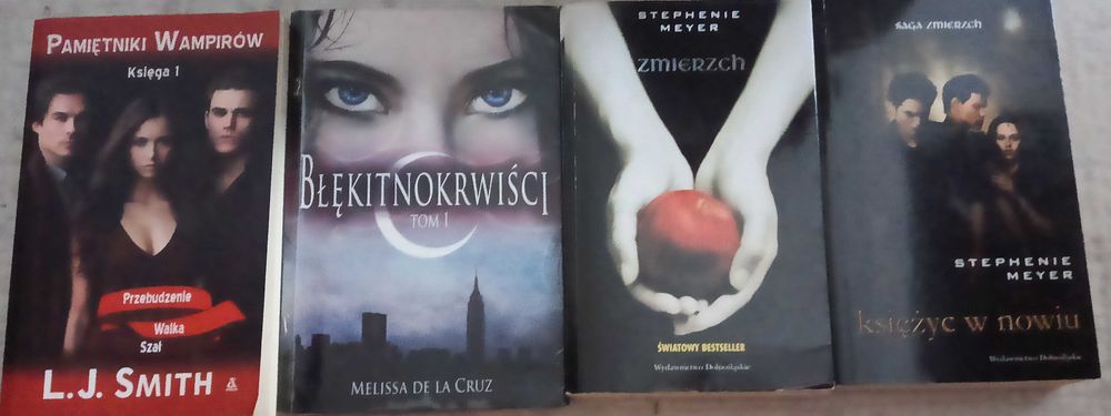 Zestaw 4 książek tematyka wampiry