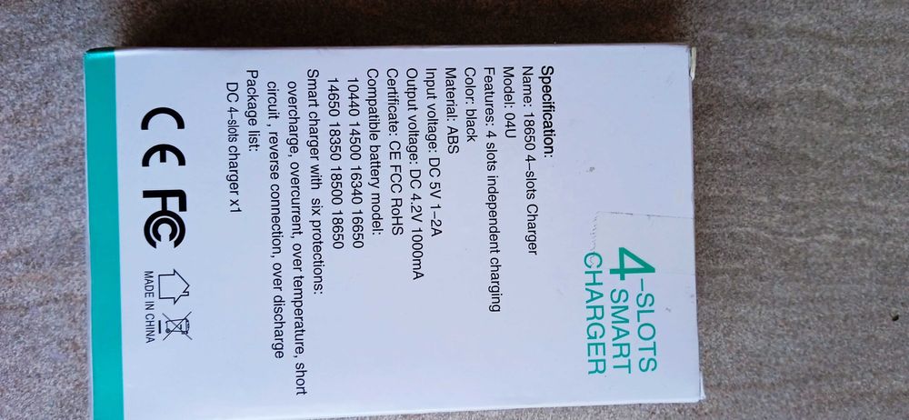 Ładowarka do akumulatorów 4-gniazdowa,