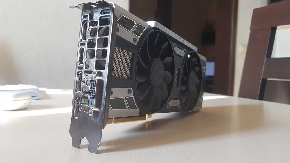Продам EVGA GTX 1080 SC 8GB