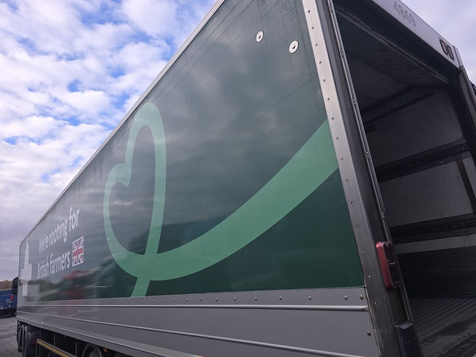 Будка рефрежиратор напівприцеп