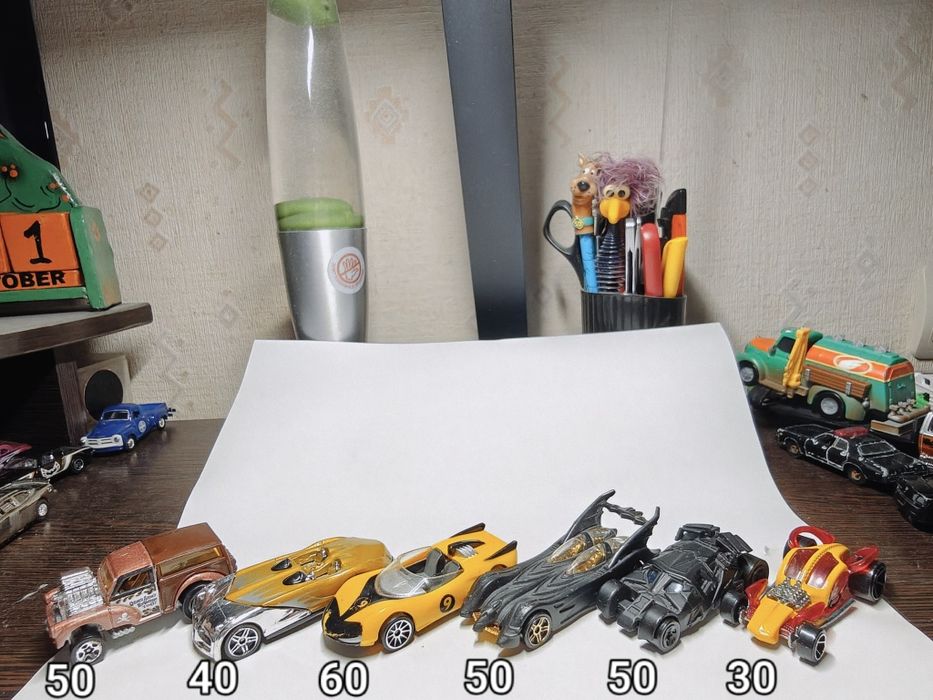 Машинки модели hot wheels matchbox Toyota Ford Buick