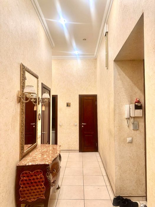 Продаж квартира Борисоглібська,17/1 Поділ Поштова площа