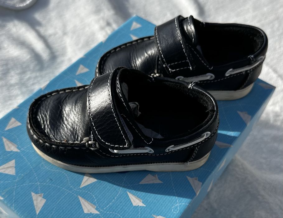 Sapatos menino clássicos