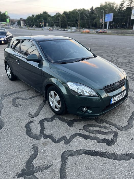Kia Ceed 2009 1.4 газ/бенз кондиціонер працює кіа