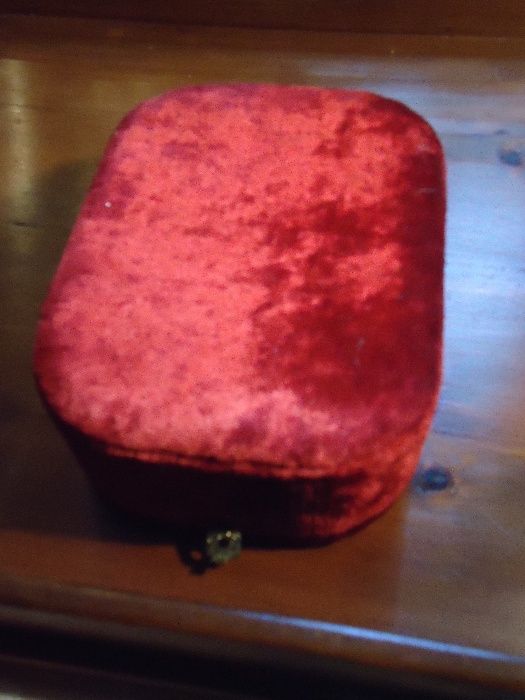 Estojo em Veludo Com Placa Comemorativa  da Emissora Nacional 1970