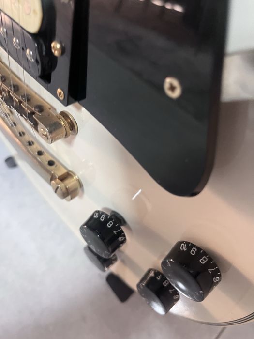 Thor Guitars Les Paul com upgrades