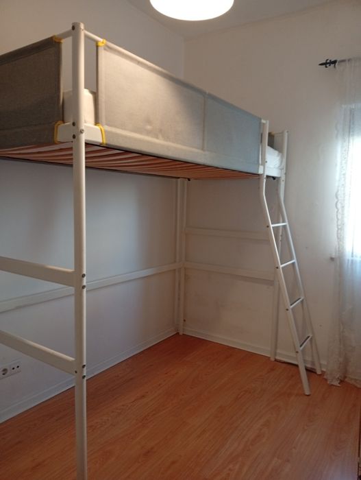 Beliche alta VITVAL ikea + colchão