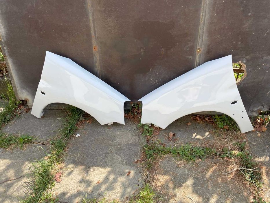 Крило переднє Peugeot Partner Citroen Berlingo 02-08 років m59 кузов