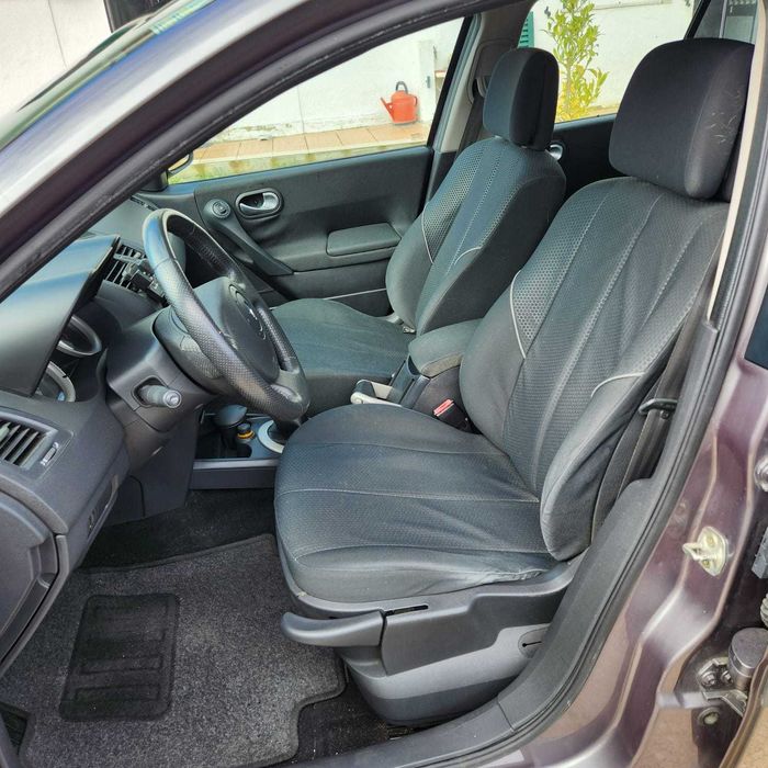 2004 Renault Mégane 1.5 DCI – Diesel – Manual – 5 Portas