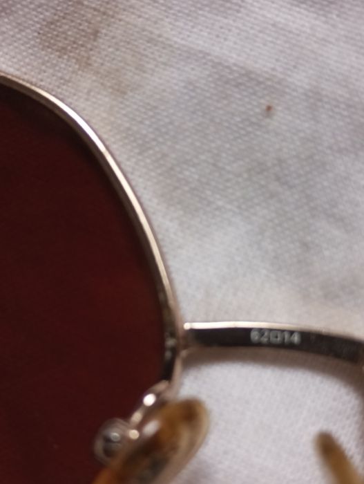 Очки солнцезащитные Guess оригинал