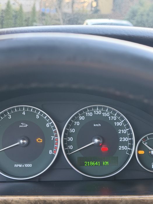 Jaguar X-Type 2,5 V6, 2001