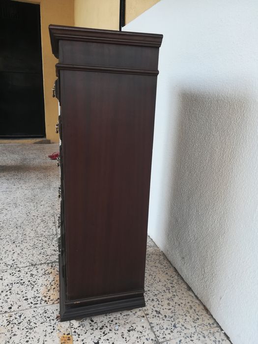 Móvel Camiseiro mogno maciço