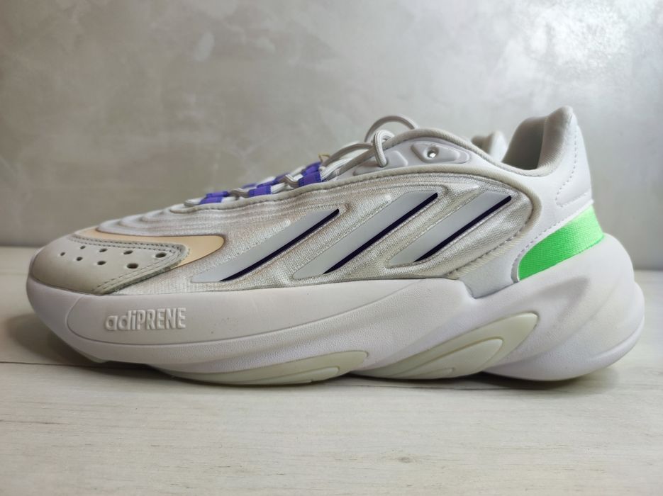 Кросівки adidas ozelia originals