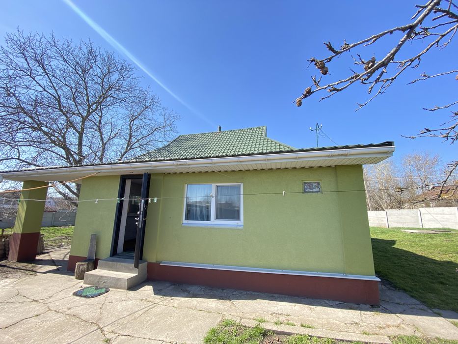 Продаж будинку зі зручностями с. Безугляки