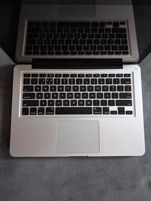MacBook Pro 13" (i7 | 16GB RAM | SSD 512GB Samsung PRO) – Bateria como Nova (263 Ciclos)