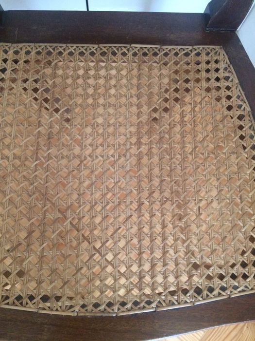 Cadeira antiga em madeira com palhinha restaurada luis xvi real