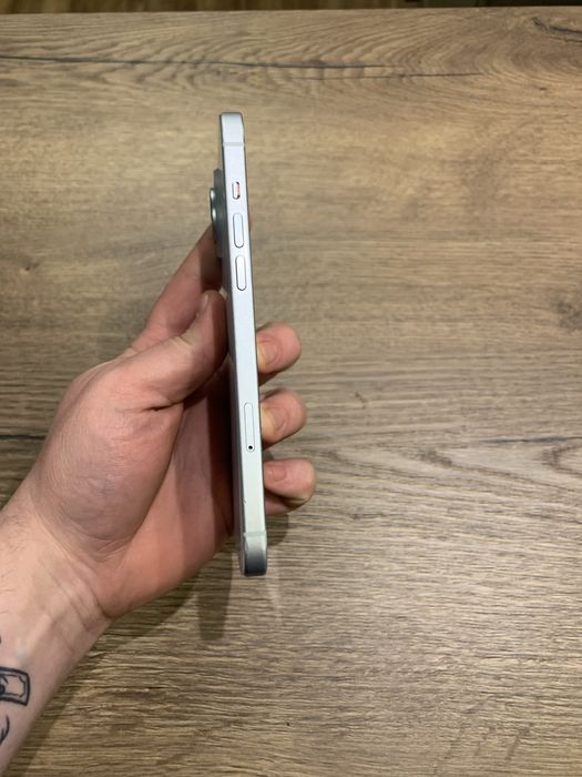 Iphone 15 plus 128GB 87% baterii