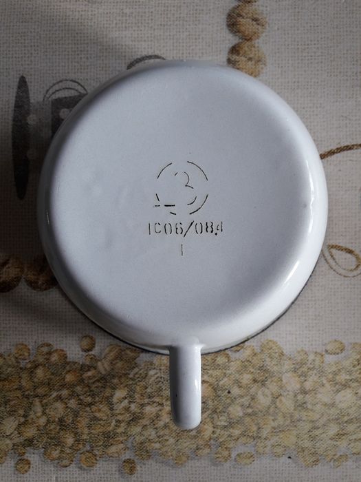 Кружка эмалированная новая кухоль 1,25 л