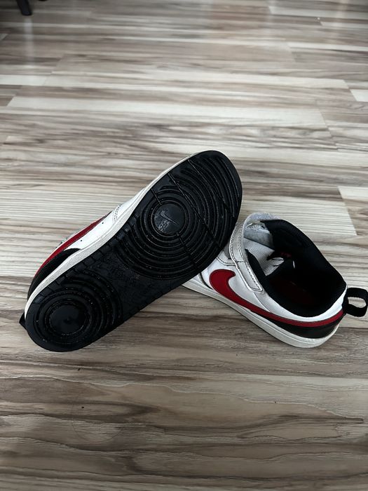 Buty dzieciece 35 nike