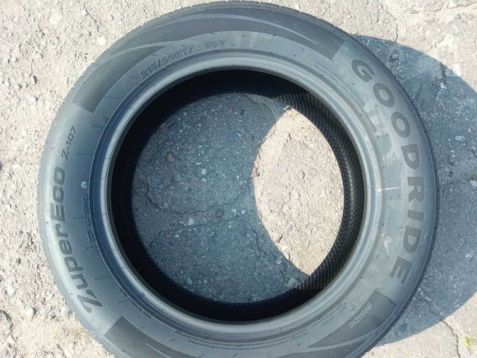 215/60R17 Goodride Z-107 96V opona lato para komplet N1733