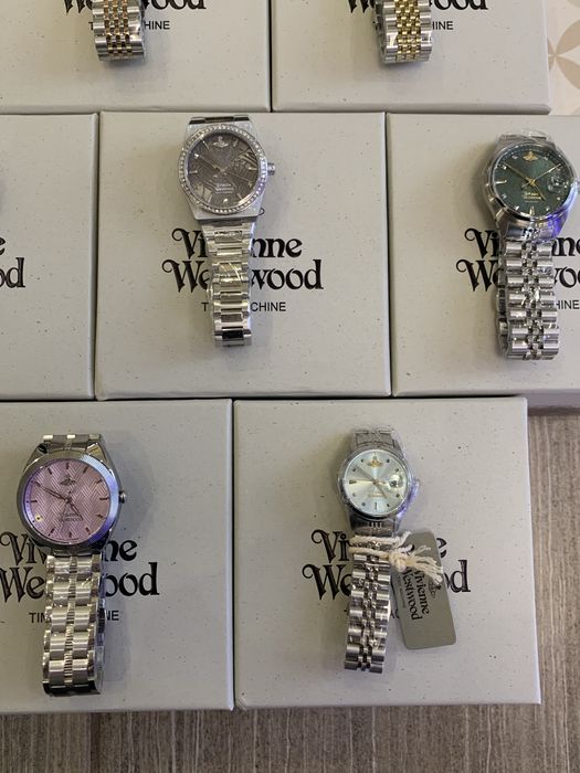 Нові годинники Vivienne Westwood. Великий вибір!