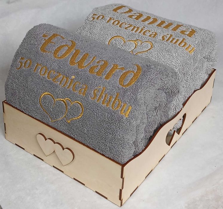 Ręczniki z Haftem Imię 100x50 Zestaw Na Rocznicę Ślub 500gr