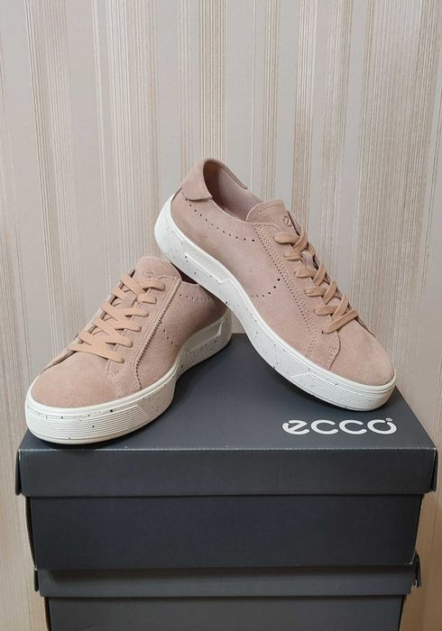 Кросівки кеди туфлі ECCO STREET TRAY оригінал шкіра замш розмір 40