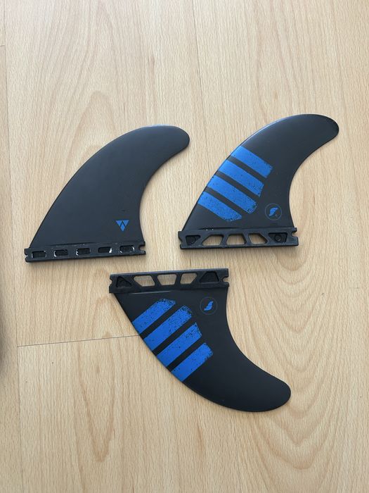 Quilhas Future Carbon Thruster M